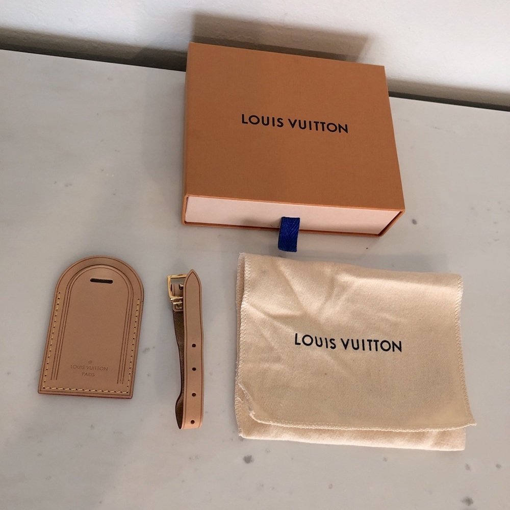 Louis Vuitton Beige and Orange Luggage Tag Set